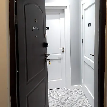 Concierge Hoza Flat6 * ורשה